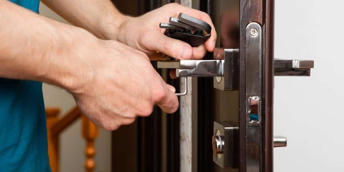 Expert Locksmith in Pompano Beach Available Day and Night for All Lock and Key Needs