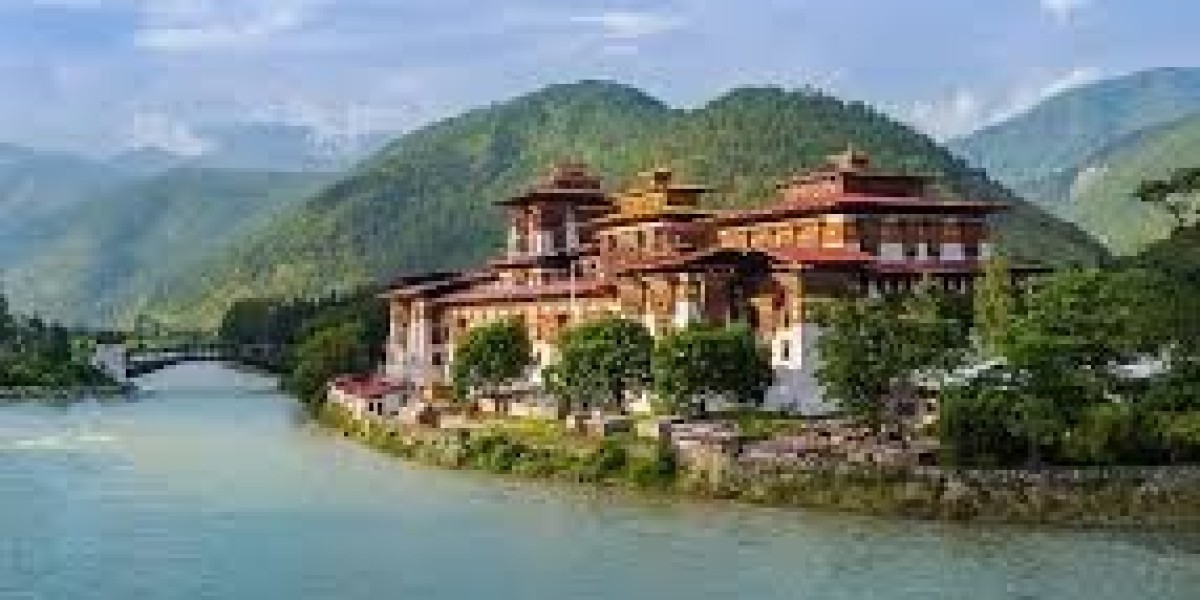 Discover Diverse Destinations: Vietnam and Bhutan for the Ultimate Travel Experience