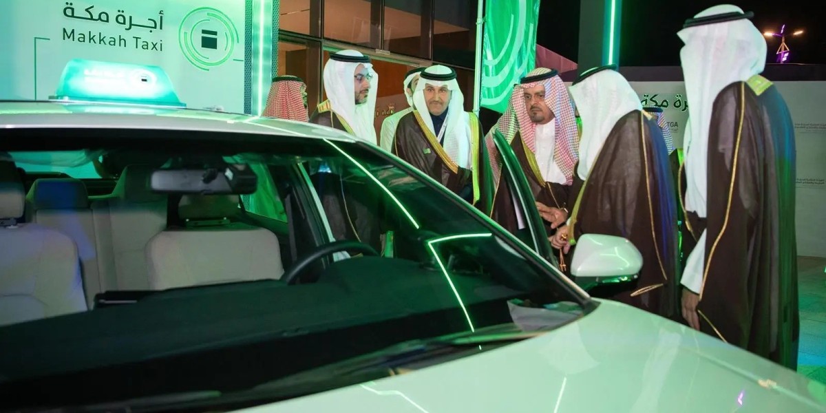 Affordable Umrah Taxi Service – Comfortable and Reliable Rides for Every Pilgrim