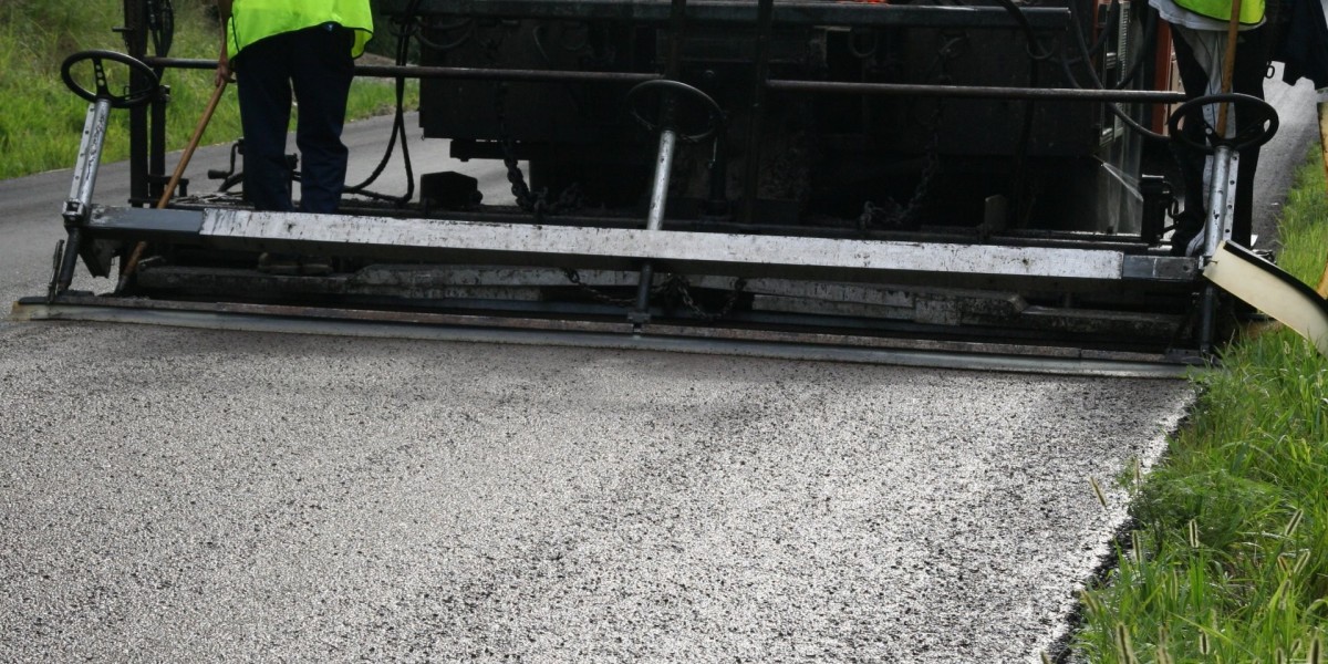 Local Surfacing Hampshire Contractors with 5-Star Customer Ratings