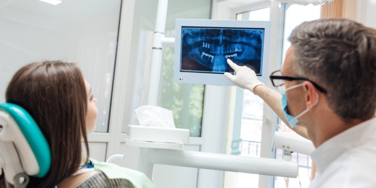 Seniors and Smiles: Why Panoramic X-Rays are Essential for Older Adults