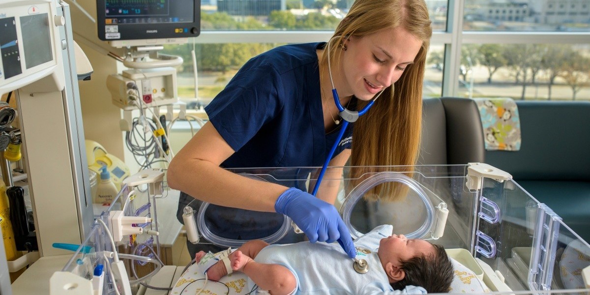 Fetal and Neonatal Heart Monitor Market Innovations Focus on Real-Time Data Analytics and Mobile Compatibility