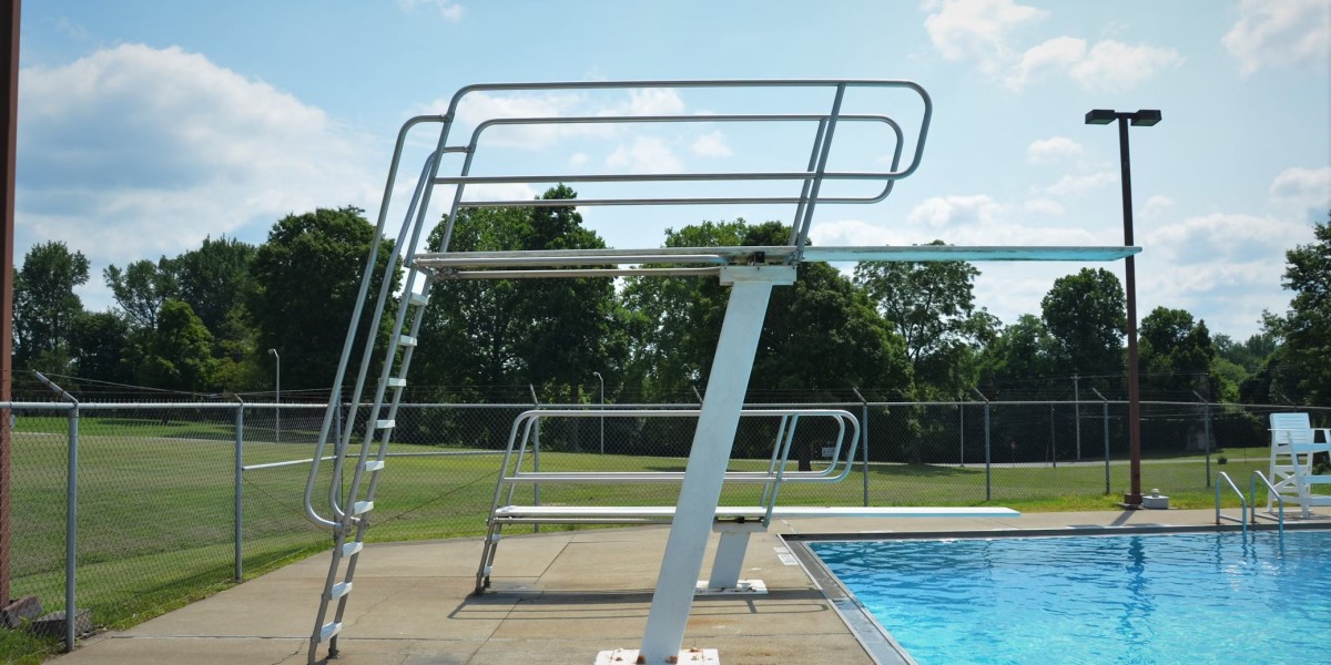 Epic Watershapes: Leading Swimming Pool Contractors in the Area