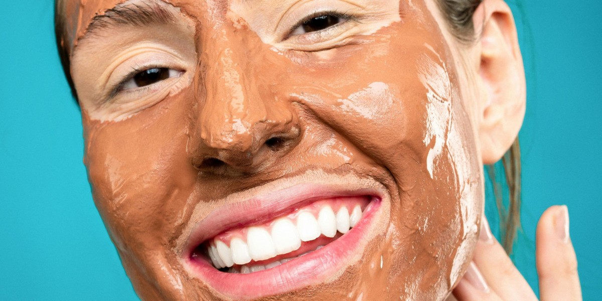 The Art of Aging: Mastering Anti-Wrinkle Care