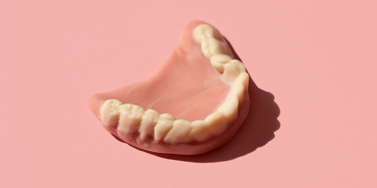 Dental Insurance and Dentures: What’s Covered and What’s Not