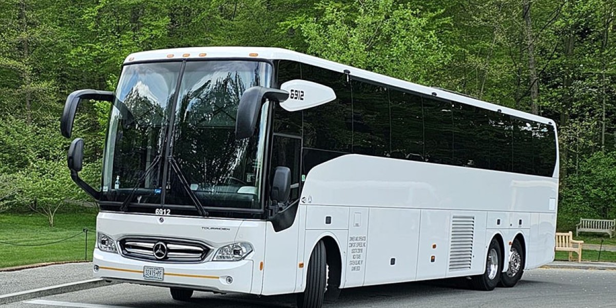 What amenities are typically offered on charter buses?