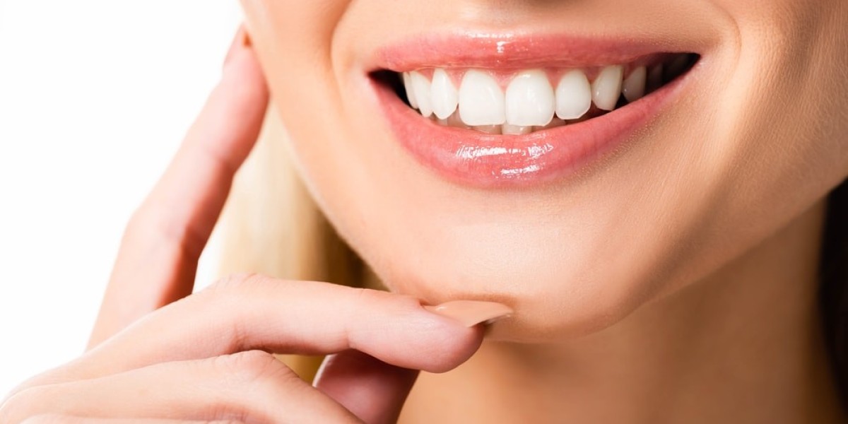 The Future of Smiles: How AI and DSD Are Changing Dentistry