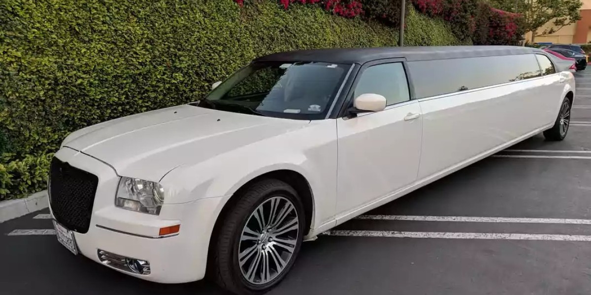 Experience Unrivaled Luxury: Your Ultimate Guide to Limo Rental in Orange County
