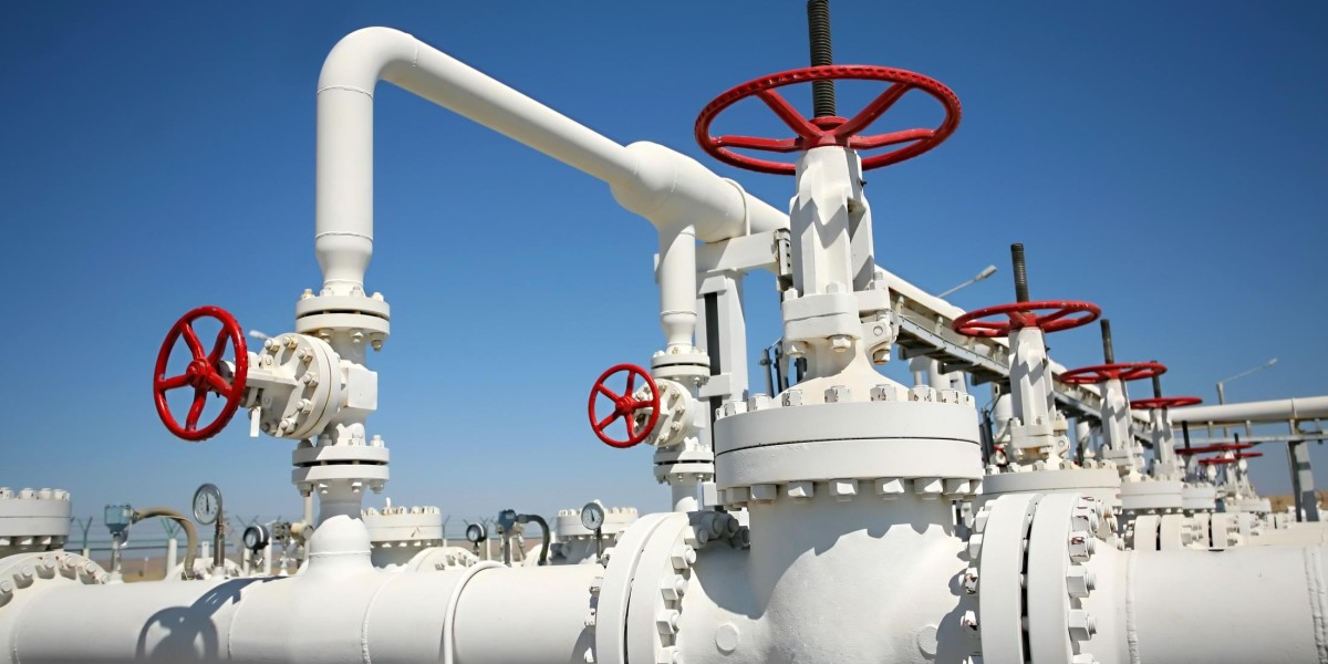 Global Pipeline Demand Drives 8.3% CAGR in Oil & Gas Sector
