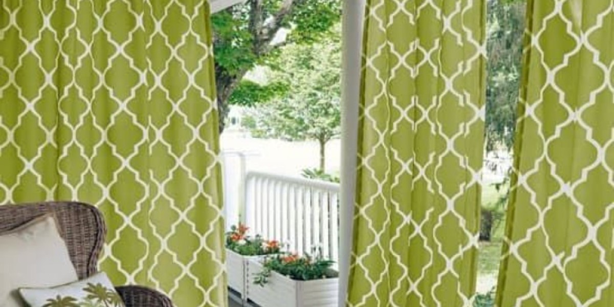 What Makes the Best Curtain Balcony in Dubai? Find Out!