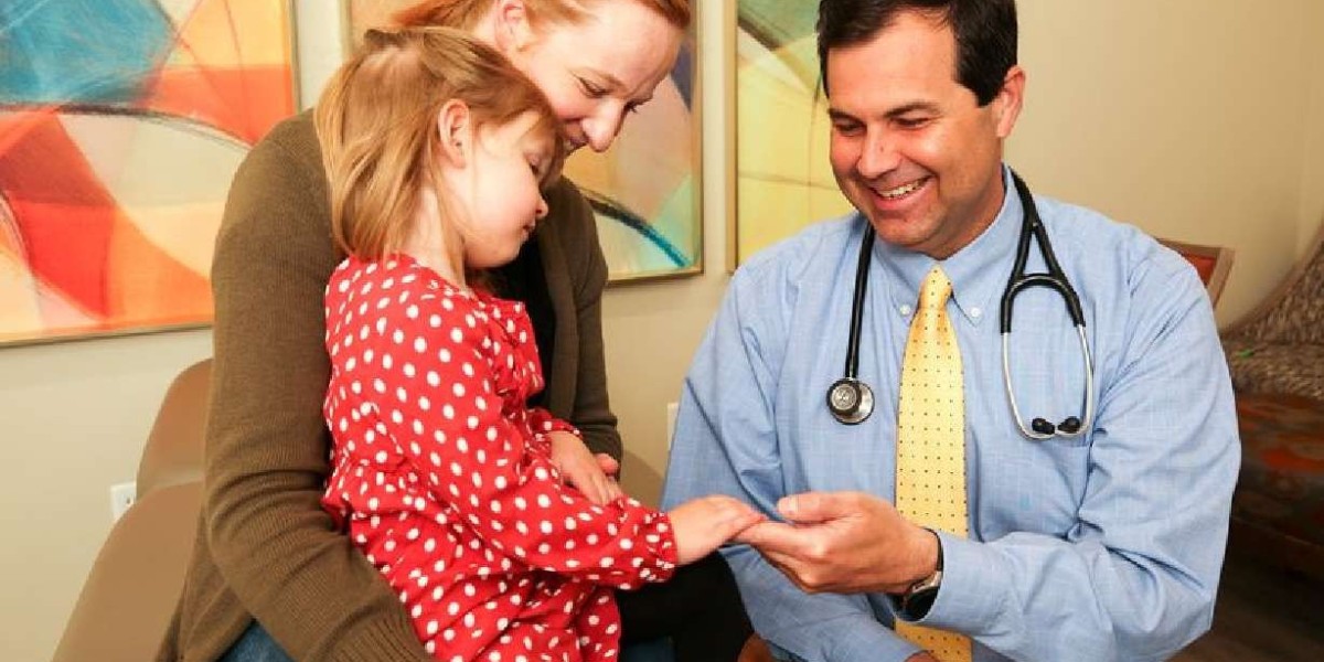 Late-Night Doctor at Home in Dubai: Services Available