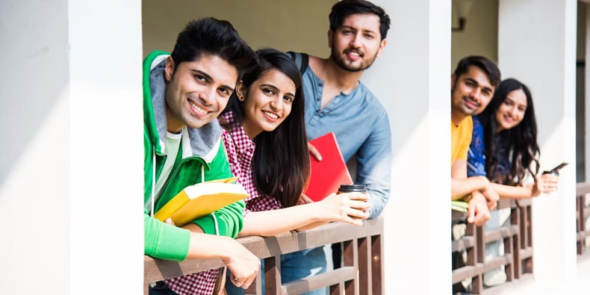 Right Career Stream After 10th: A Guide for Pune Students