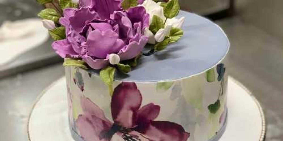 Why Customized Cakes Are the Sweetest Trend Right Now