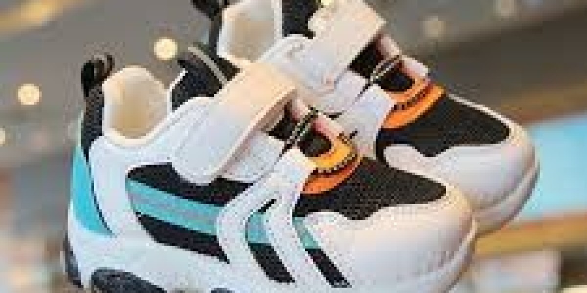 Kids Footwear Market: Evaluating the Effects of Technological Innovations on Design, Comfort, and Functionality