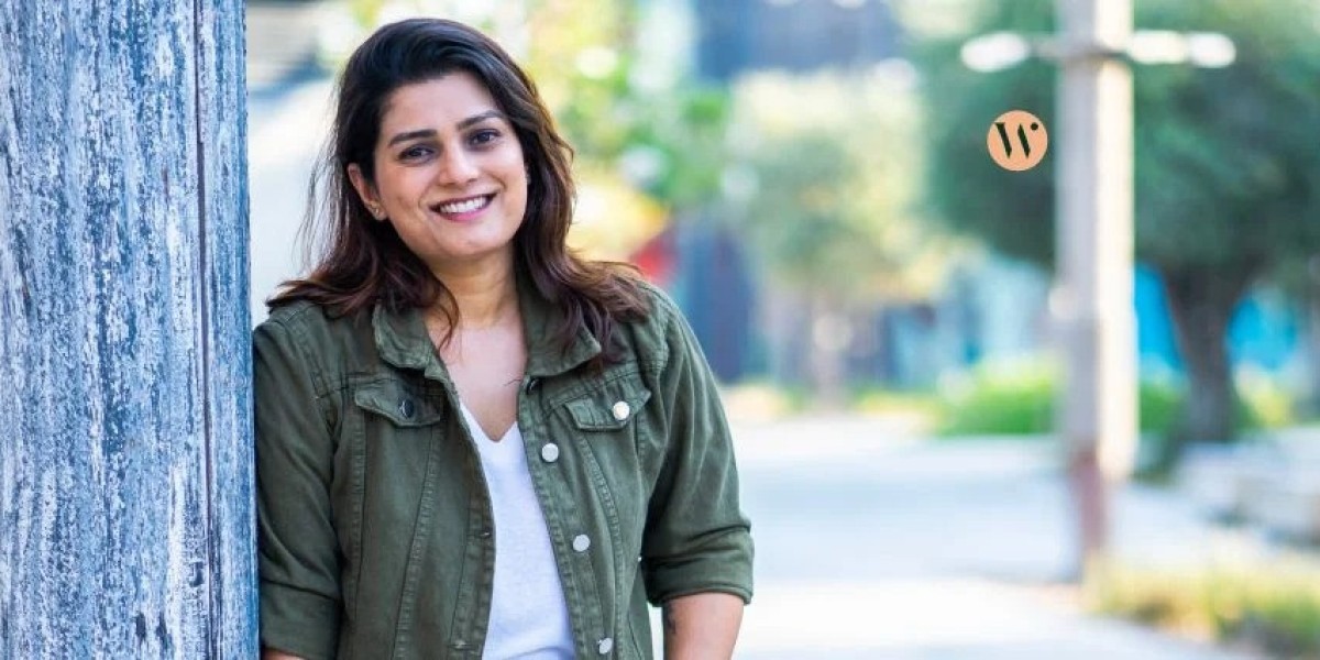 Charvi Bhatt: Empowering the Future of Sports through Commentary and Innovation