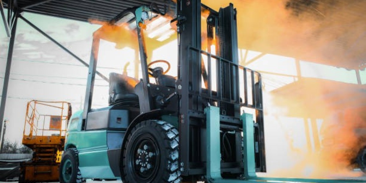 Electric Forklift Suppliers Offering Sustainable Equipment Solutions