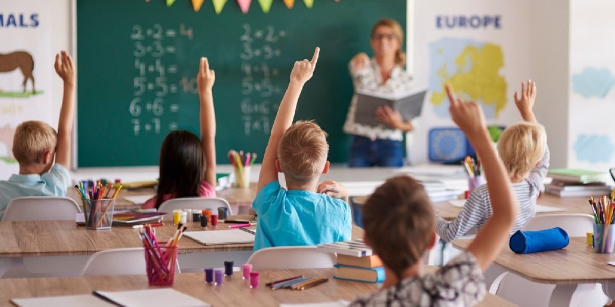 Reach the Right Audience With Verified Public School Email List