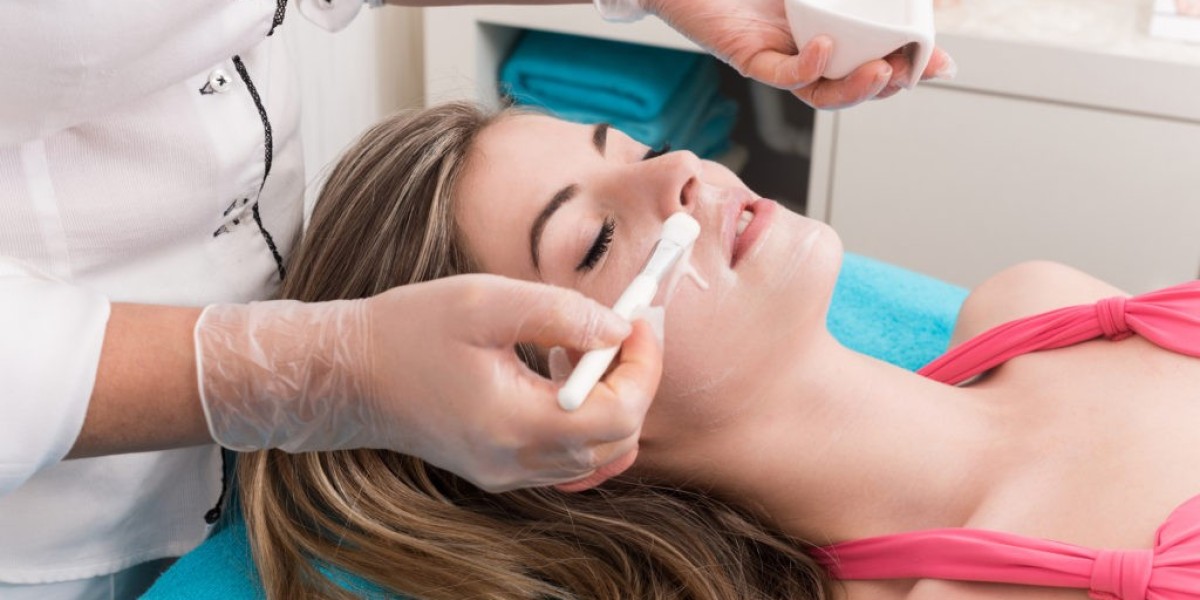 How Cold Peel Treats Dull and Tired Skin