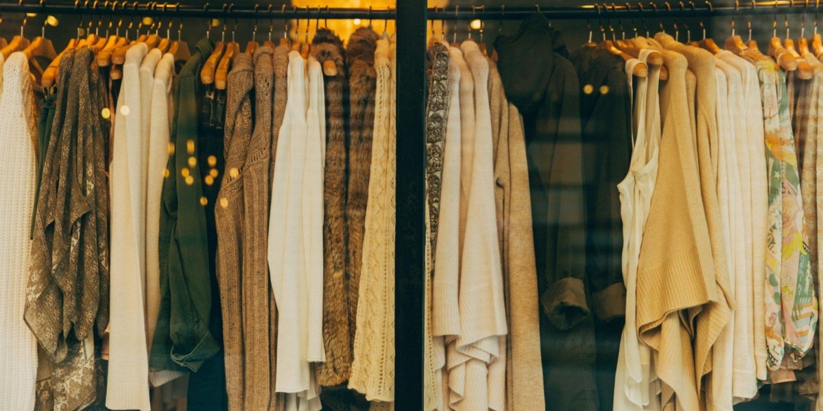 Maternity Apparel Market Intelligence Highlights Consumer Shifts, Brand Strategies, and Innovation Acceleration