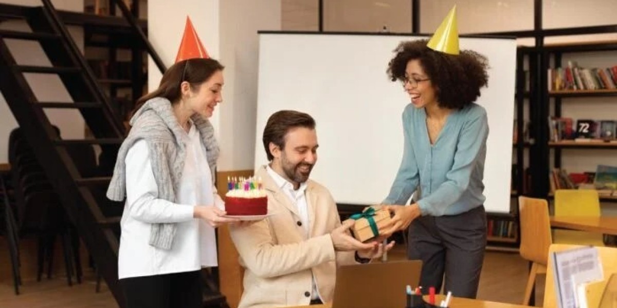 Thank Your Employees With These Creative Day Ideas