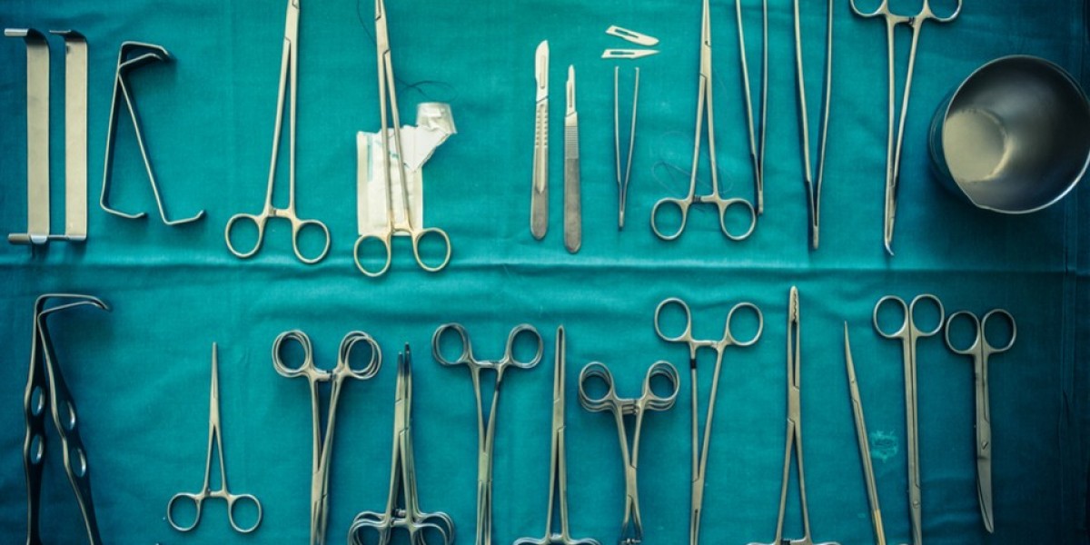 Surgical Booms Market Integration with Advanced Medical Devices and Equipment