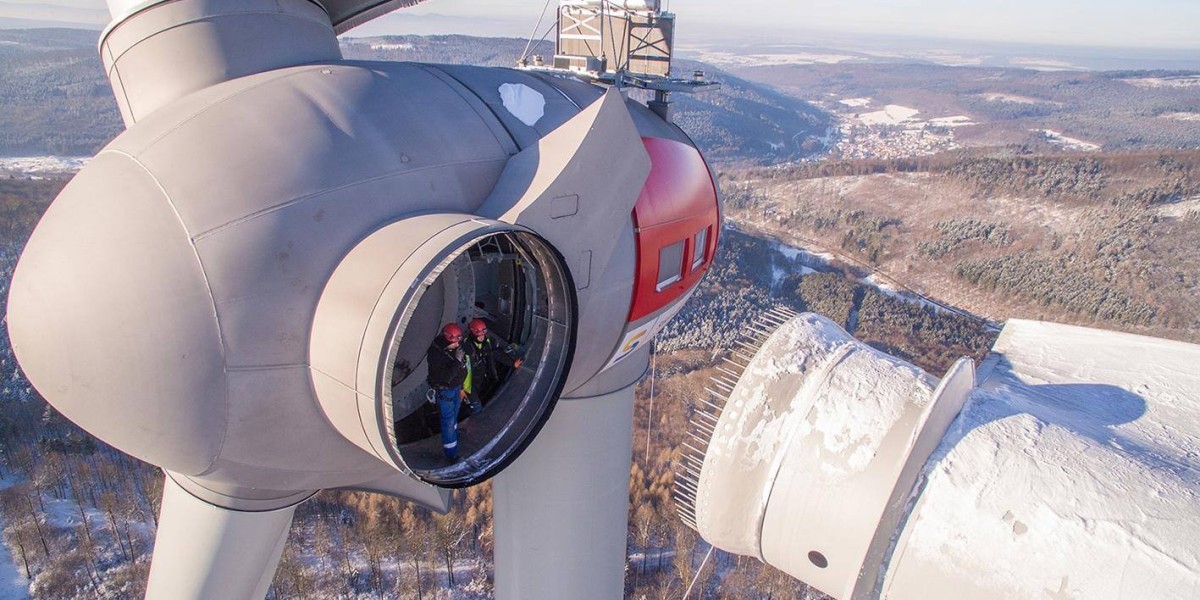 Market Dynamics of the Wind Turbine Gear Oil Market: Opportunities and Challenges Ahead