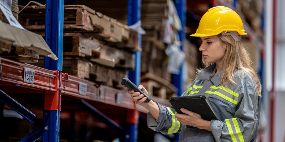 What Is Supply Chain Digitization and Why It’s Essential in 2025
