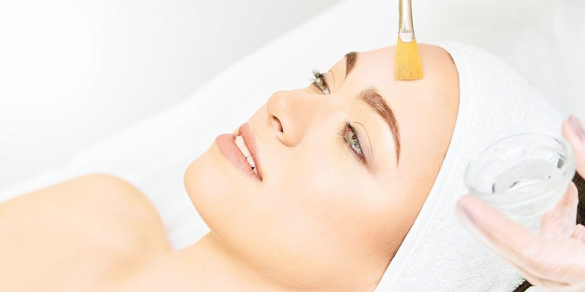 Mandelic Acid Market Insights: A Rising Star in Dermatology and Pharmaceuticals