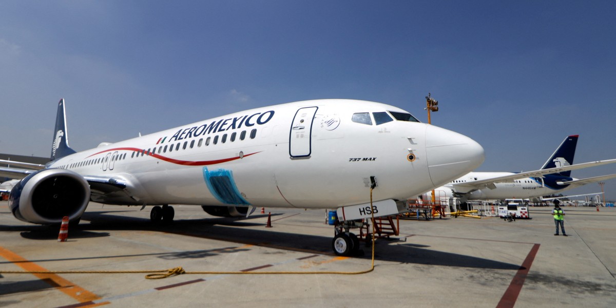 Atención al Cliente: Llamar a Aeroméxico Airlines desde Bolivia