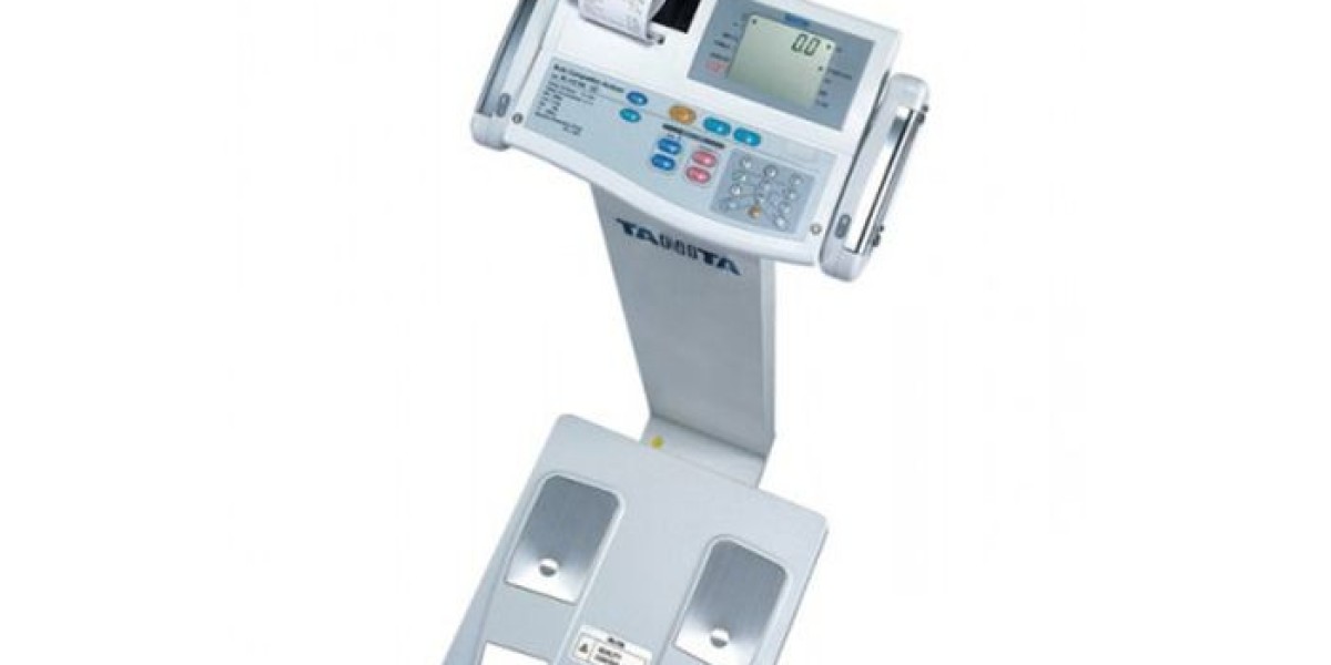 Technological Integration Enhances Diagnostic Accuracy in the Bioimpedance Analyzer Market