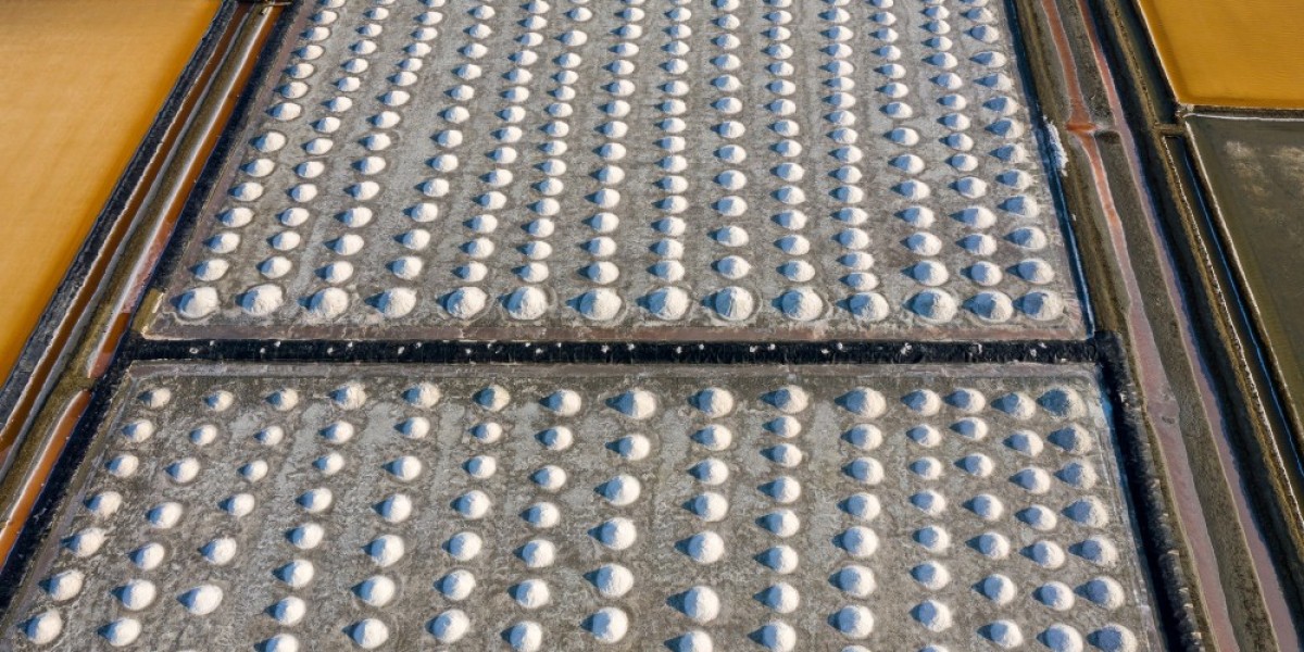Thermal Pallet Covers System Market: Safeguarding Global Supply Chains with Temperature Control Innovation