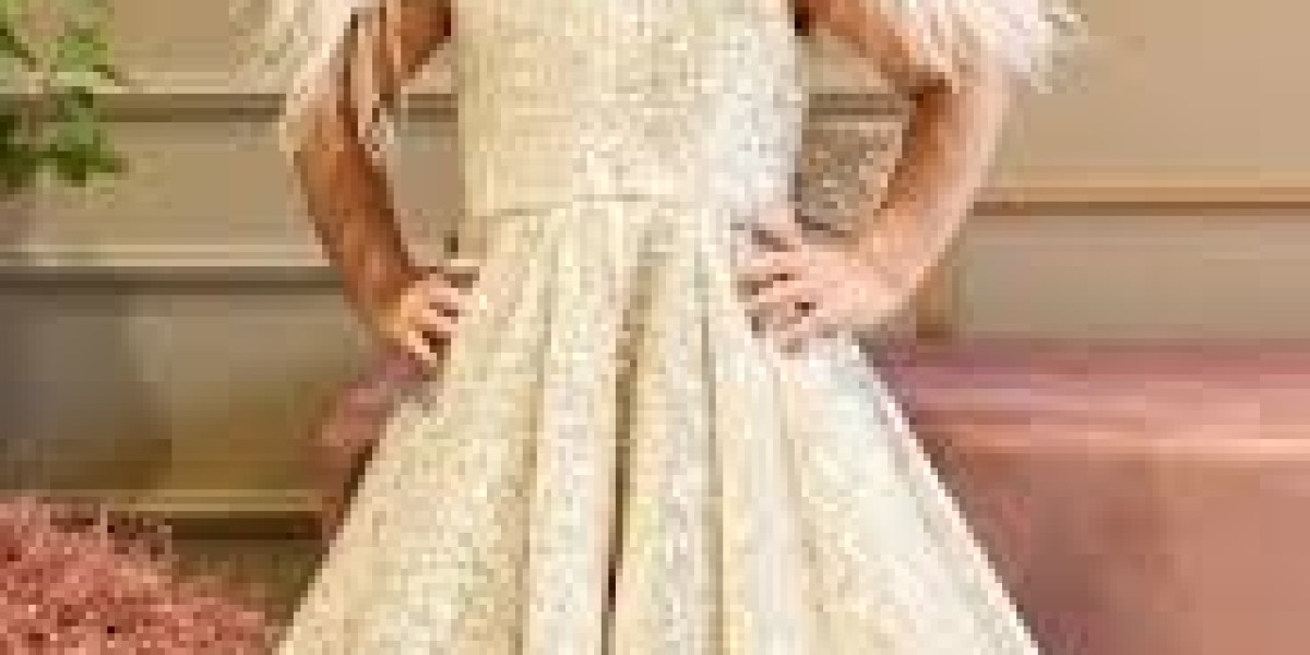 Timeless Charm: Choosing the Perfect Lehenga for Kids Girl