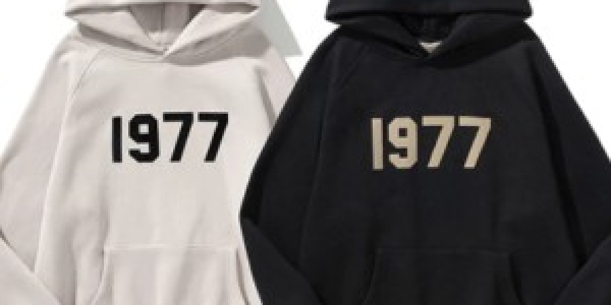 Essentials Hoodie – Designed for Comfort, Built for Style