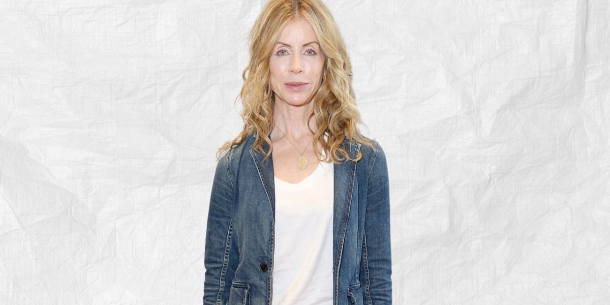 The Life and Legacy of Julianne Phillips: An Iconic Actress and Her Impact on Hollywood