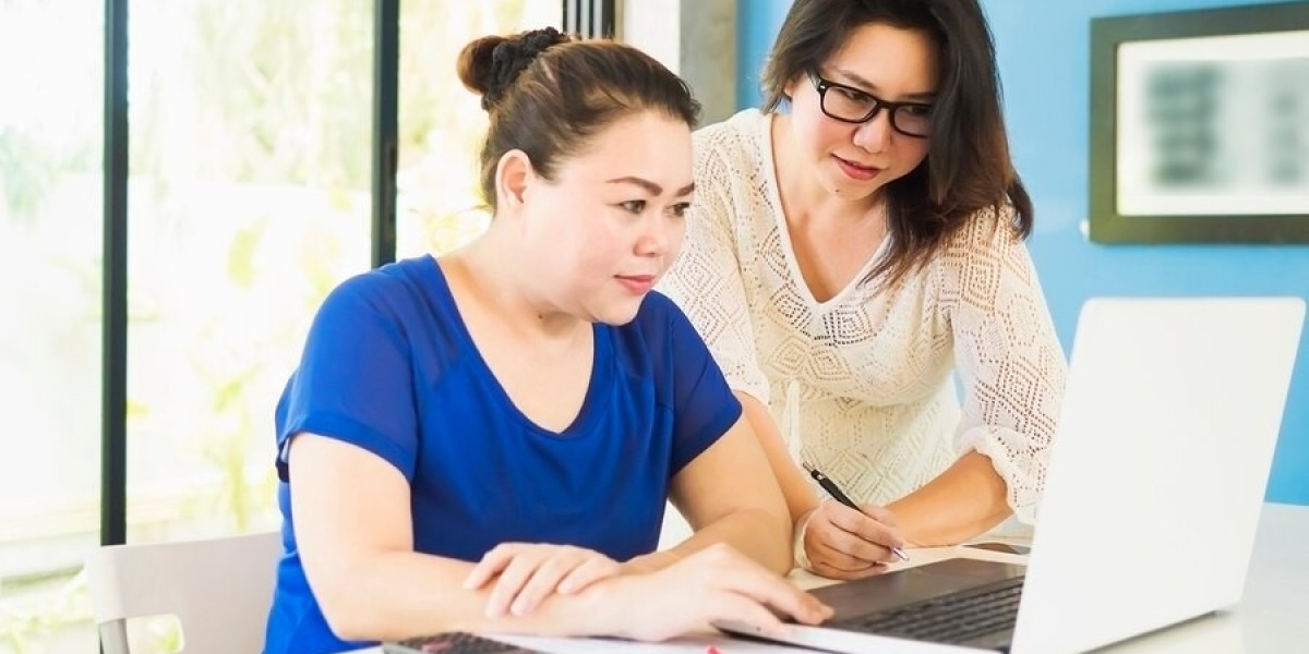 Why Online Homework Help Services Are a Lifesaver for Busy Students