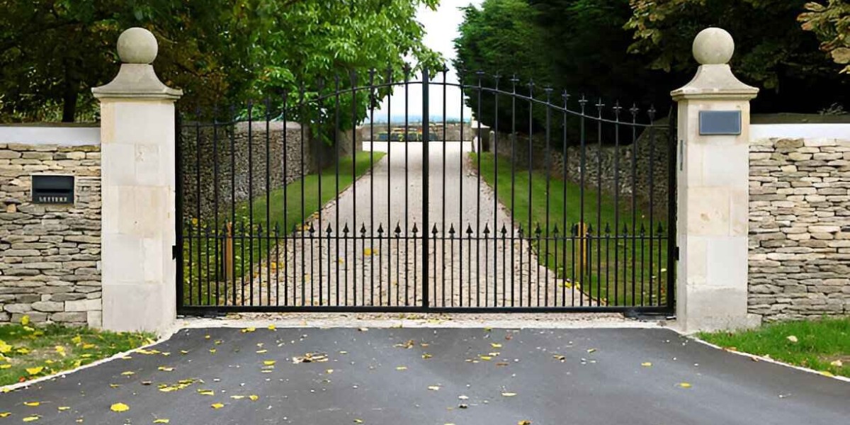 Dorset Gates: Where Style Meets Security in the Heart of the South