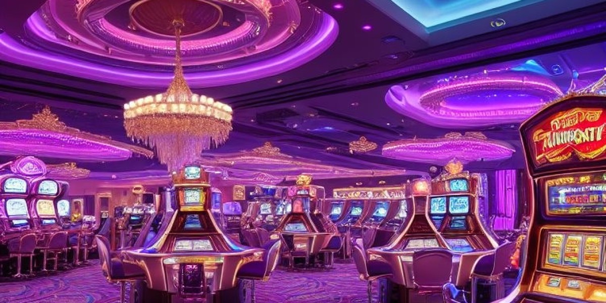 Luxury Smartphone Experience at Gaming house Chill-out Bar
