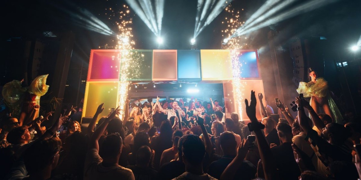 Ladies Night in Dubai: Where Glamour Meets Unforgettable Nights
