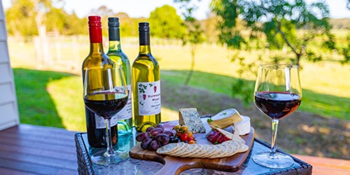 Luxury Brisbane Winery with Accommodation Near Lake Kurwongbah