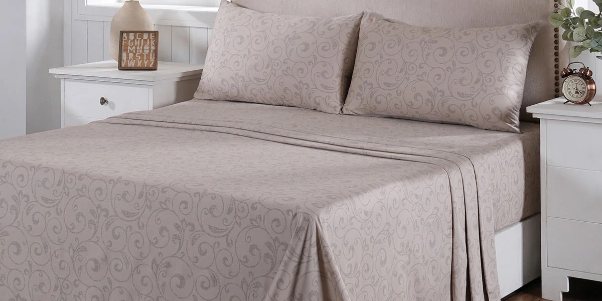 The Ultimate Guide to Choosing the Right Bed Sheet with Pillow Case for Your Sleep Type