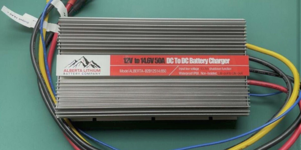 Smart Power Charging: The Role of an Isolated Lead Acid Lithium Battery Charger