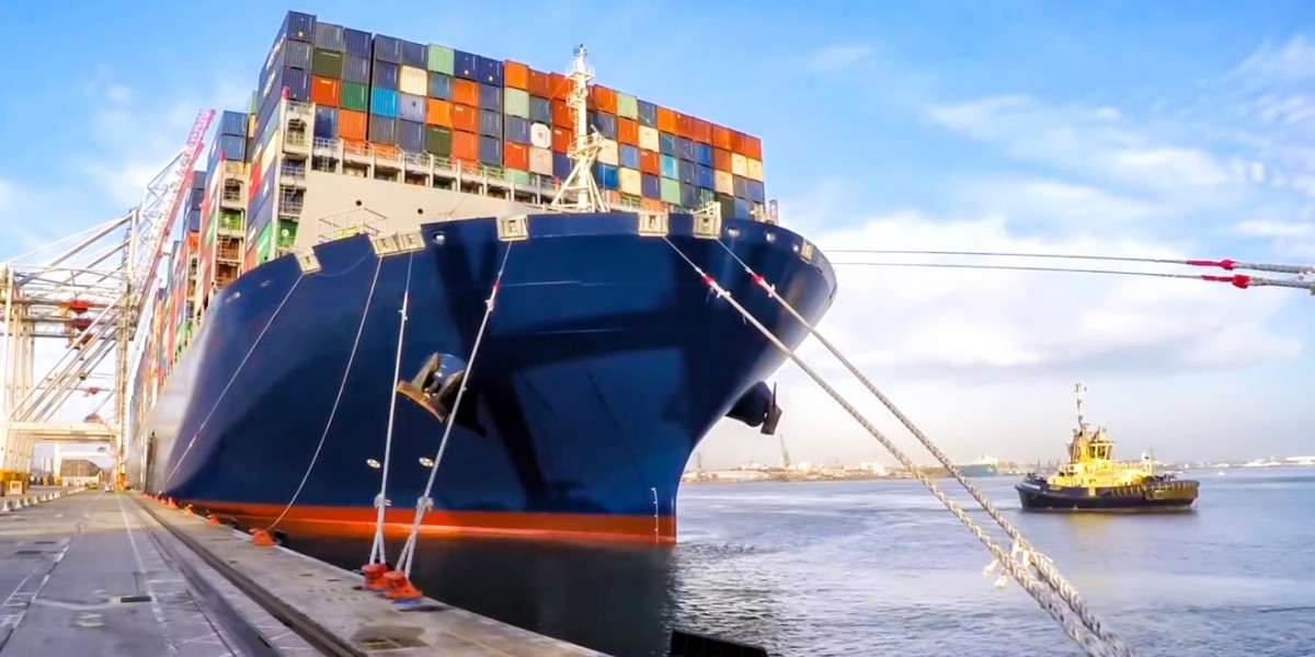 Choosing the Right Chartering Partner: What Every Exporter Should Know