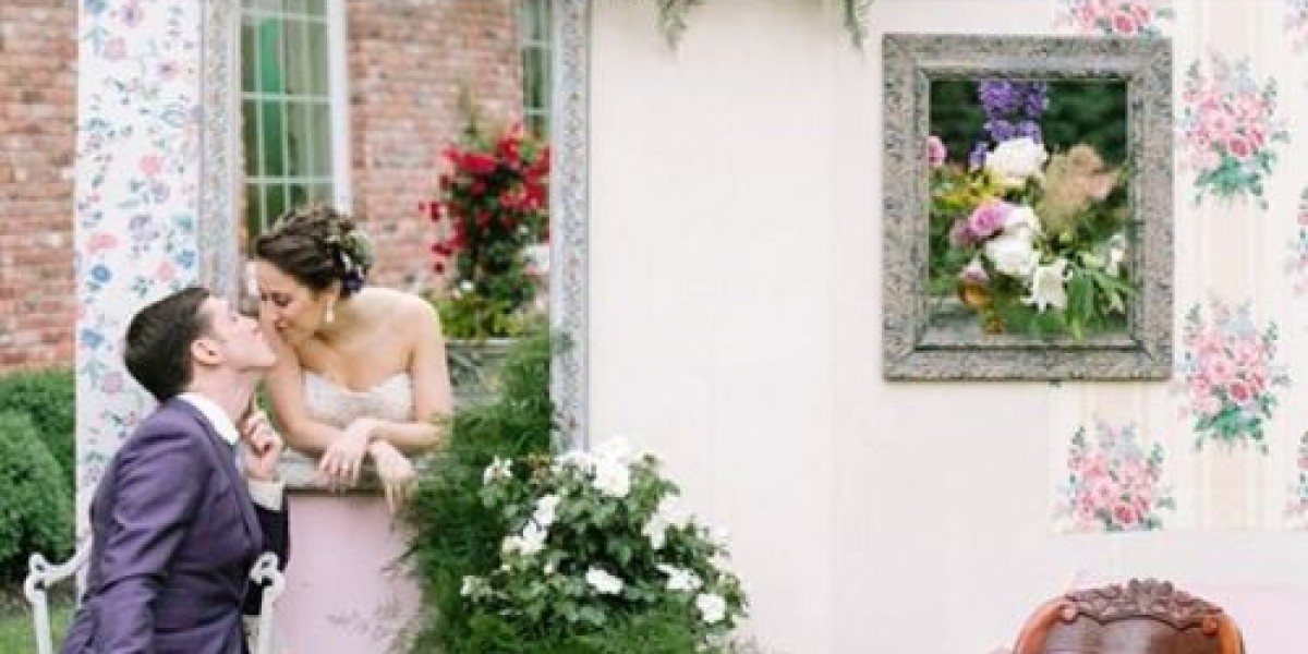 Top-Quality Photobooth Hire Near Me - Bondi Booths
