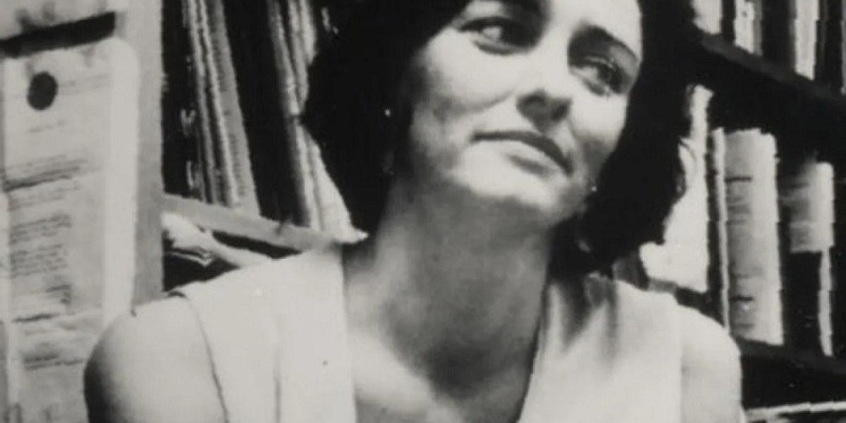 What Type of Poet Was Anne Sexton?