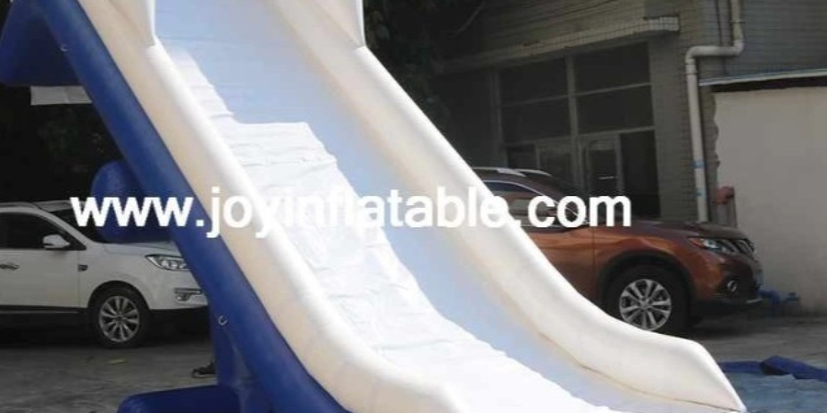 How to Choose the Right Joy Inflatable Slide for Your Yacht