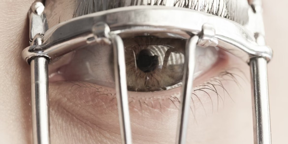 Understanding Lens Replacement Surgery Cost at Blue Fin Vision® in London