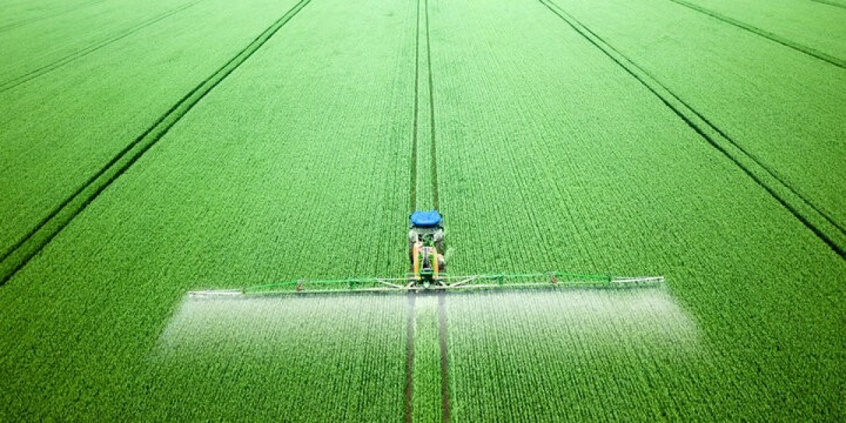 Agricultural Sprayers Market 2025 Size, Growth Analysis Report, Forecast to 2035