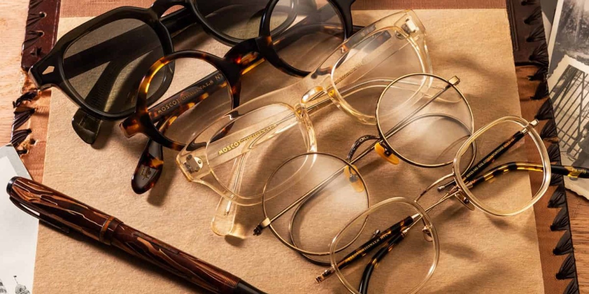 Luxury Eyewear Market Challenges: Balancing Innovation with High Production Costs