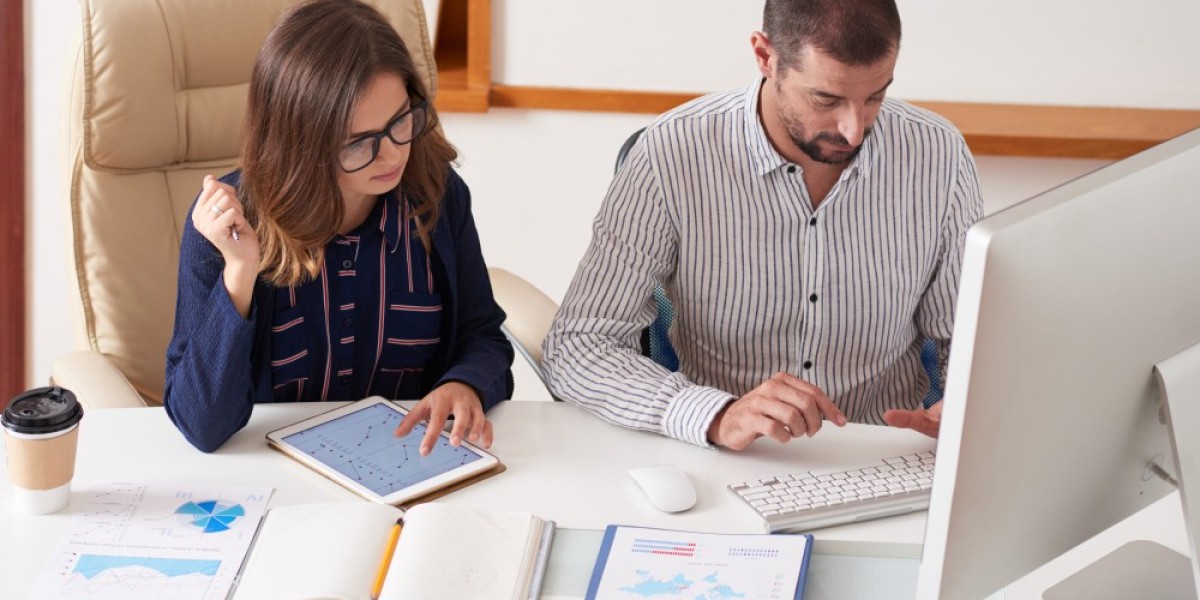 How Do Employer of Record Services in India Help You Avoid HR Headaches?