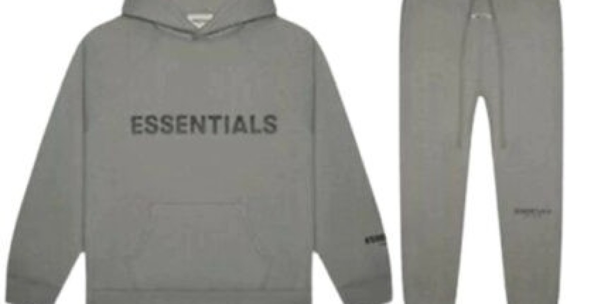 Why the Essentials Hoodie is a Must-Have Staple in Every Wardrobe